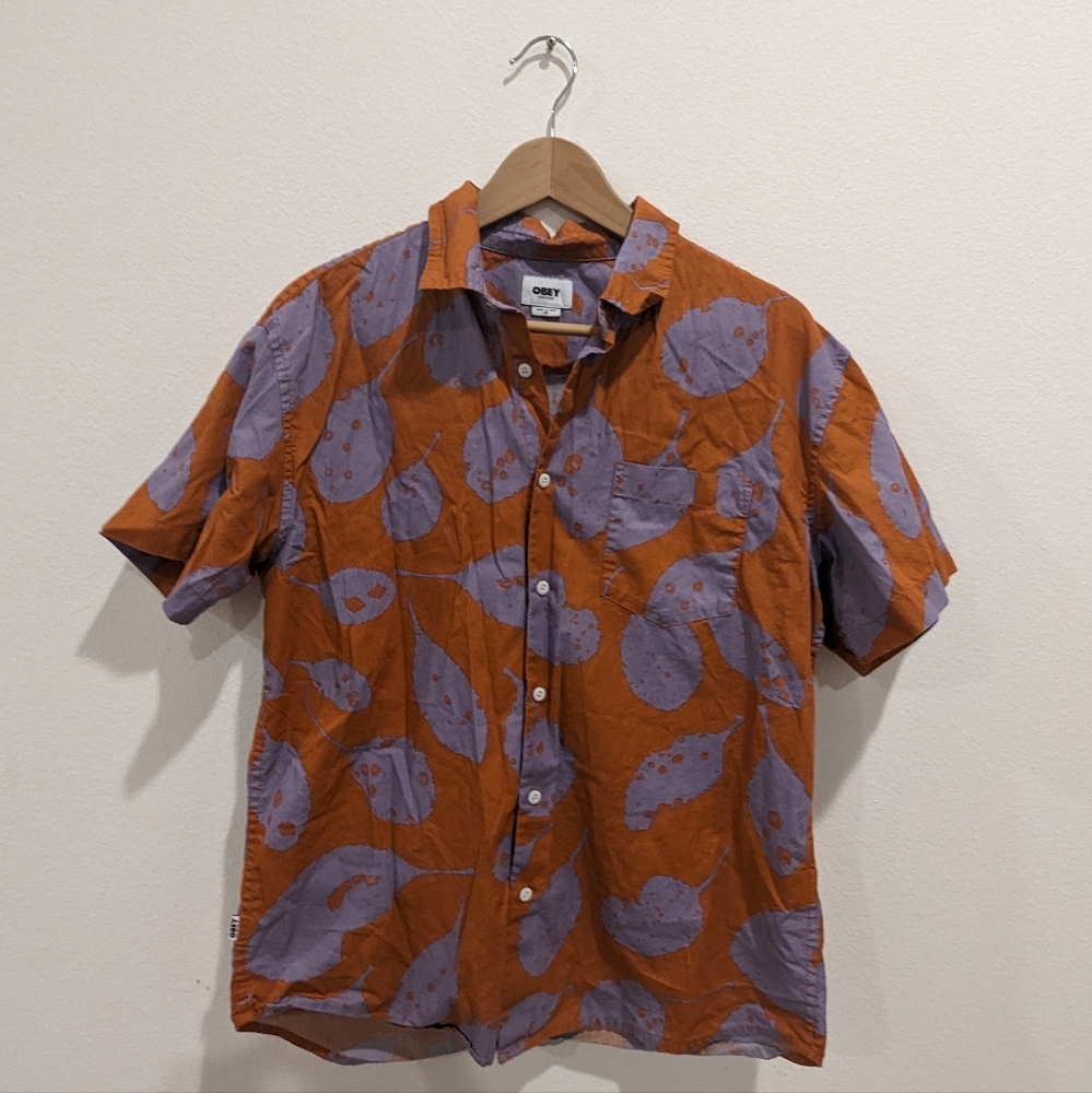 Obey organic cotton shirt sleeve vibrant print button down medium
